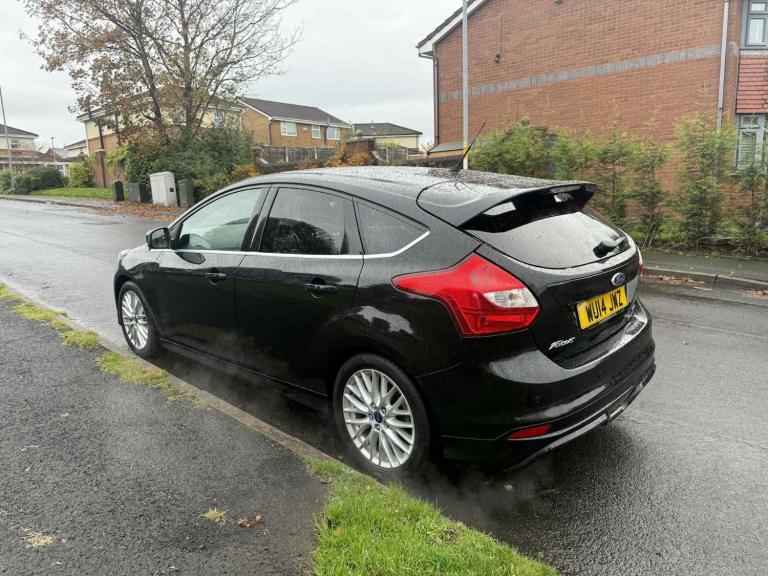2014 Ford Focus 1.0 125 EcoBoost Zetec S 5dr HATCHBACK Petrol Manual