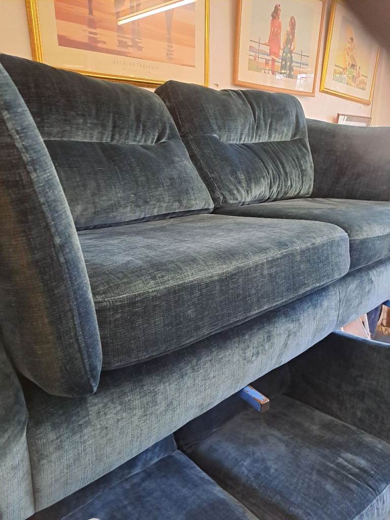 3x2eater sofas