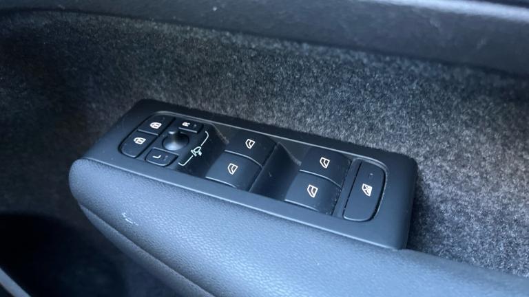 2022 Volvo XC40 1.5 T2 Start SUV 5dr Petrol Manual Euro 6 (s/s) (129 ps) SUV Petrol Manual