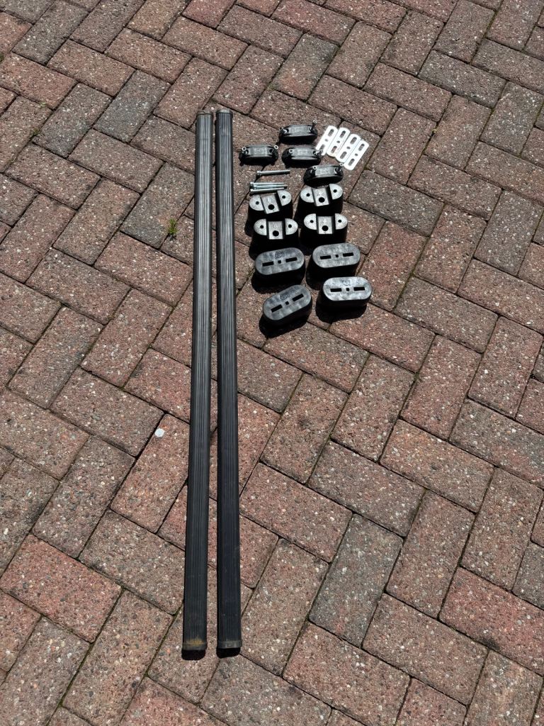 BMW Series 3 E46 roof rack / bars 