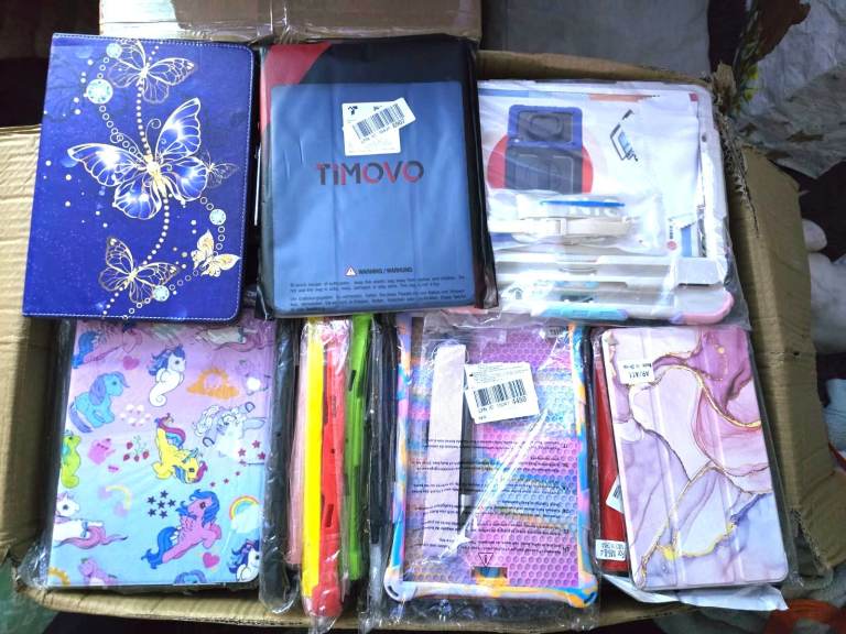 New Tablet Cases and Screen Protectors - Various Colours