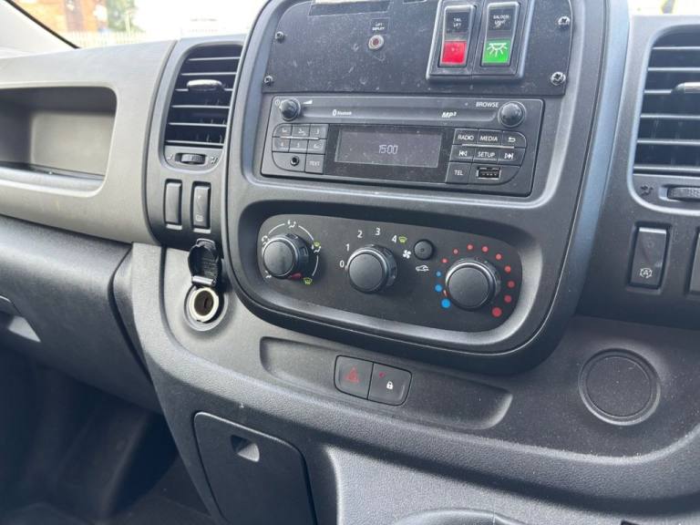 2018 18 RENAULT TRAFIC MINIBUS  ENERGY 29 BUSINESS  5DR DIESEL MANUAL LWB HIGH R