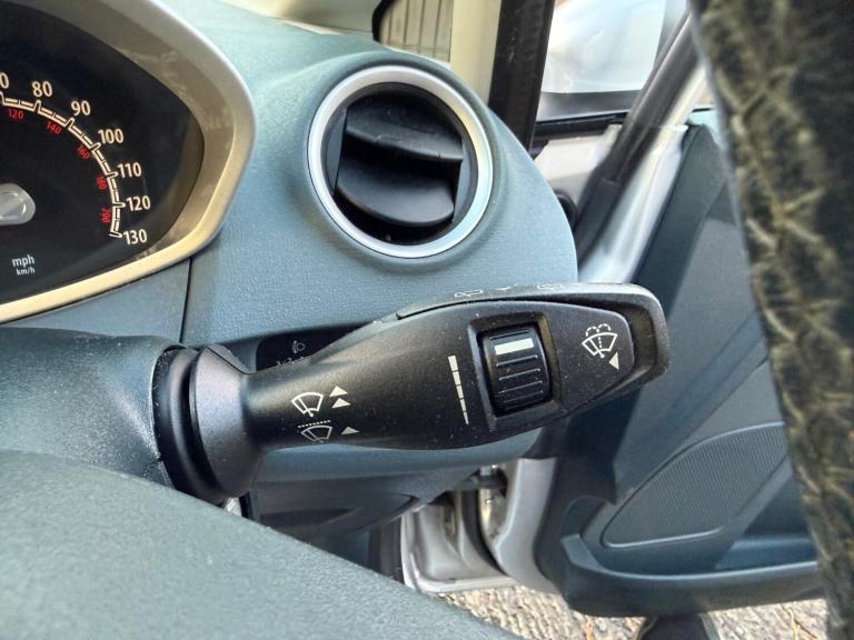 2010 Ford Fiesta 1.25 Zetec 5dr [82] HATCHBACK Petrol Manual