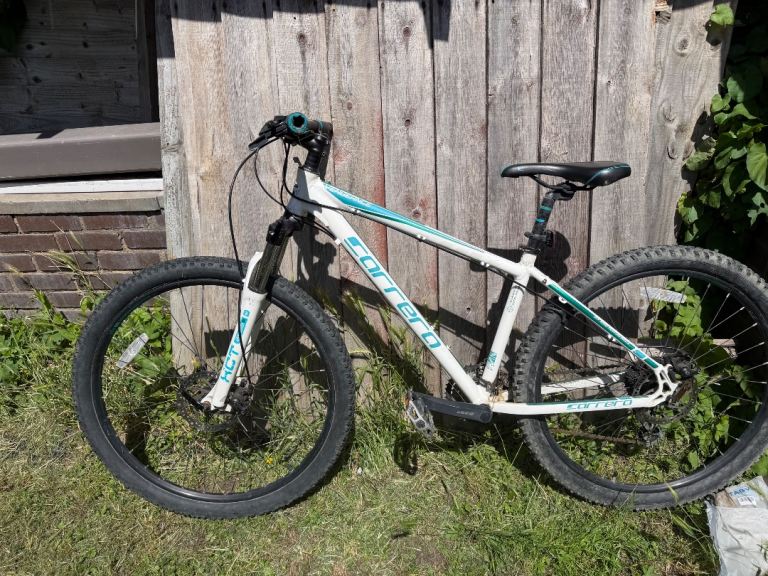 Carrera vengeance ladies bike 