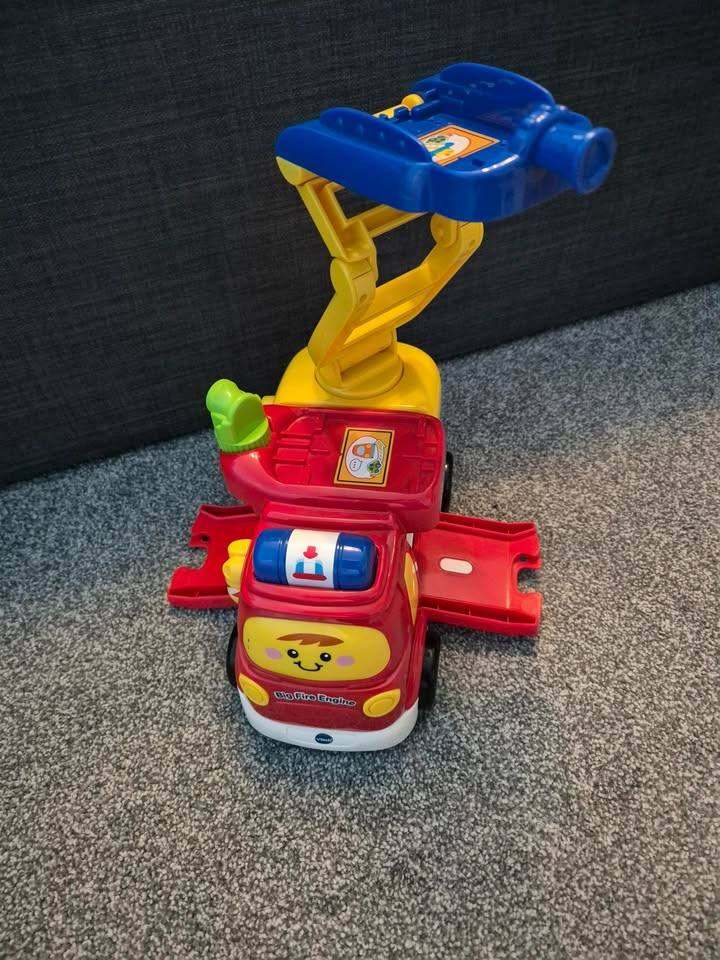 V-Tech Toot Toot Drivers Fire Engine