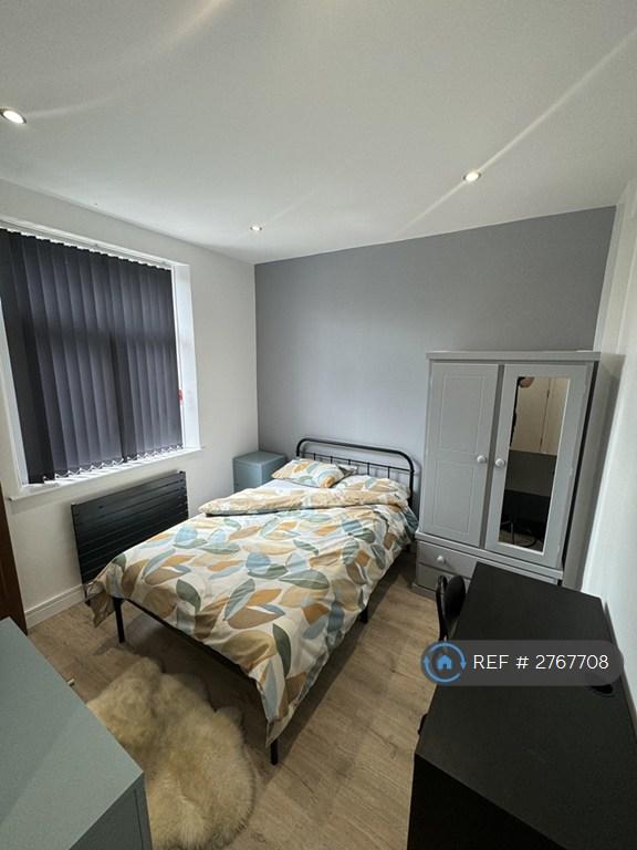 1 bedroom in Ash Street, Huddersfield, HD1 (#2767708)