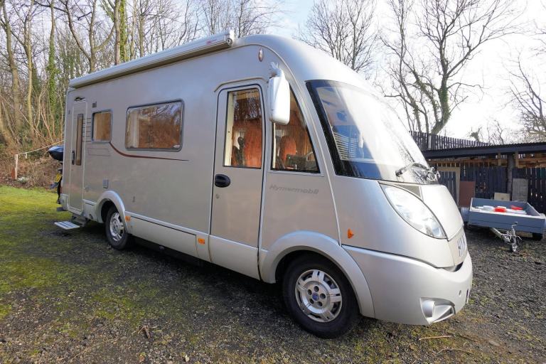 2007 Hymer B544SL, 3-Berth, 4-Seatbelts, Over-cab Drop-down Double Bed