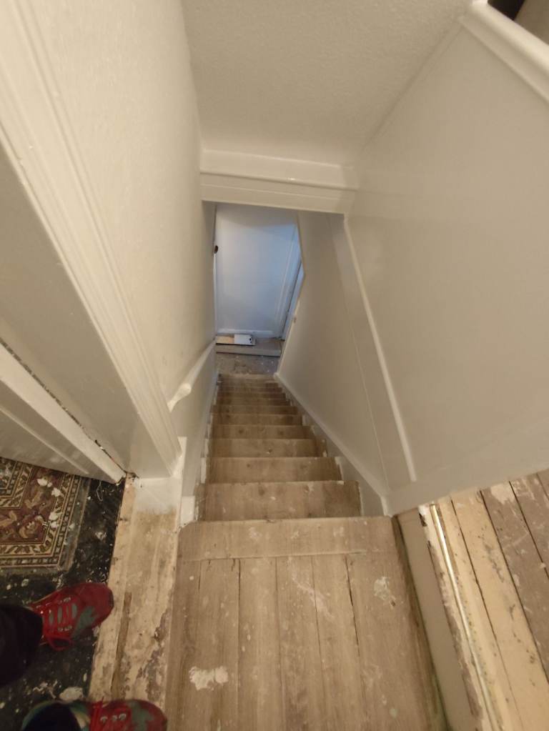 3/4 bedroom property cv1