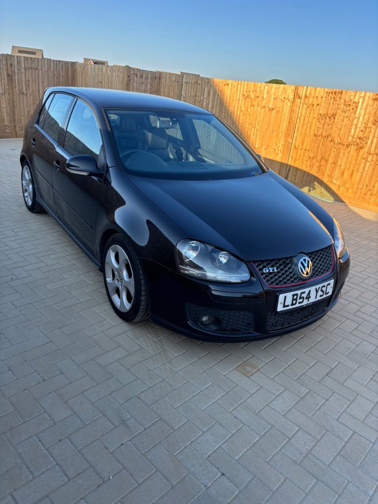 Volkswagen, GOLF, Hatchback, 2005, Manual, 1984 (cc), 5 doors