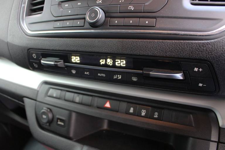 2017 67 TOYOTA PROACE VERSO 2.0D SHUTTLE MEDIUM MPV 5DR DIESEL MANUAL MWB EURO 6