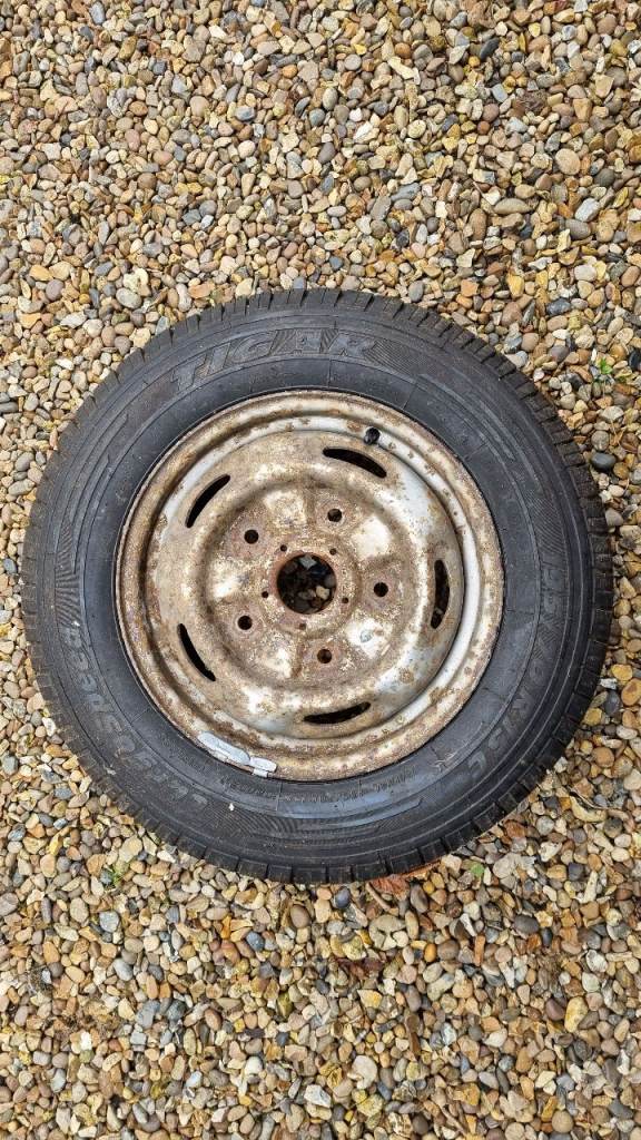 Complete wheel for van/ light commercial vehicle