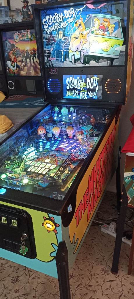 Scooby Doo Blood Stucker Edition Pinball