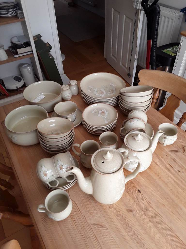Denby Daybreak 46 piece dinner and tea set