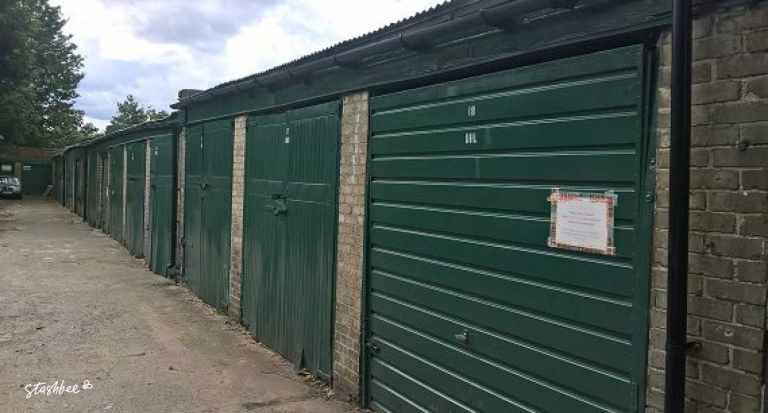 Garage to rent in London (N22) | Stashbee