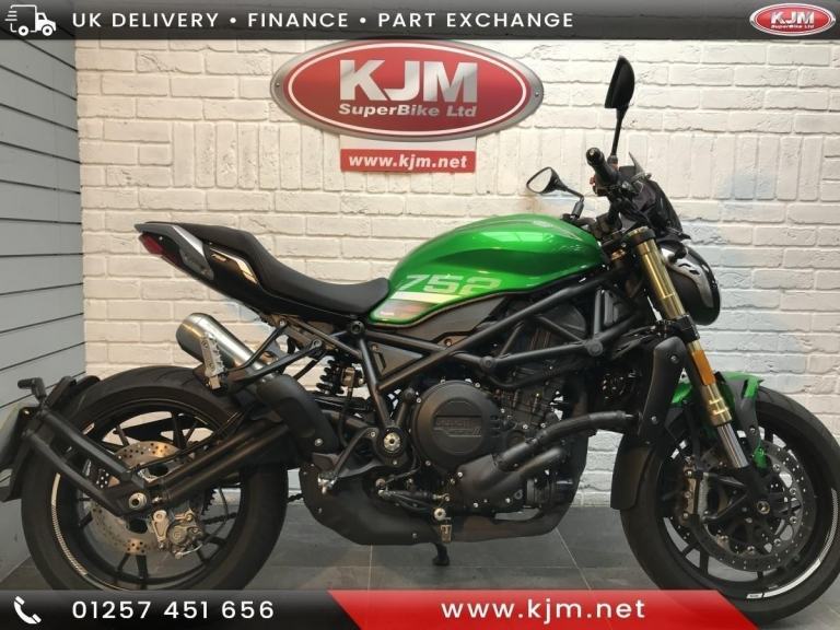 BENELLI 752S E5, 2023/23, JUST 1778 MILES FINISHED IN GREEN