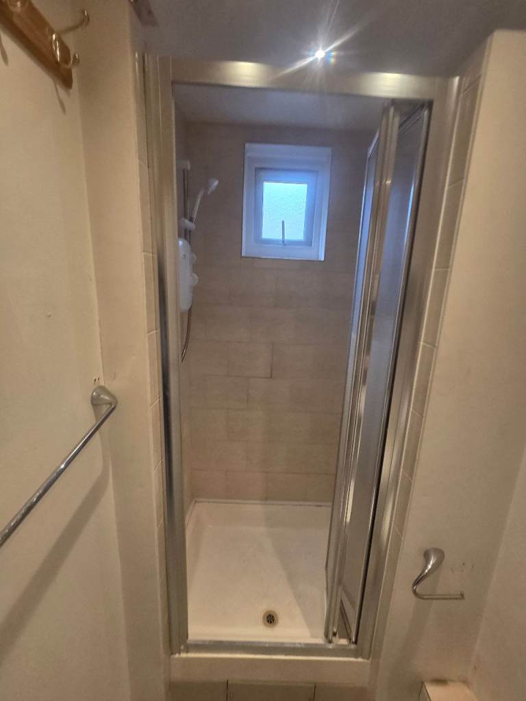 1 Bedroom Conversion Flat | in Forest Hill, London | Gumtree