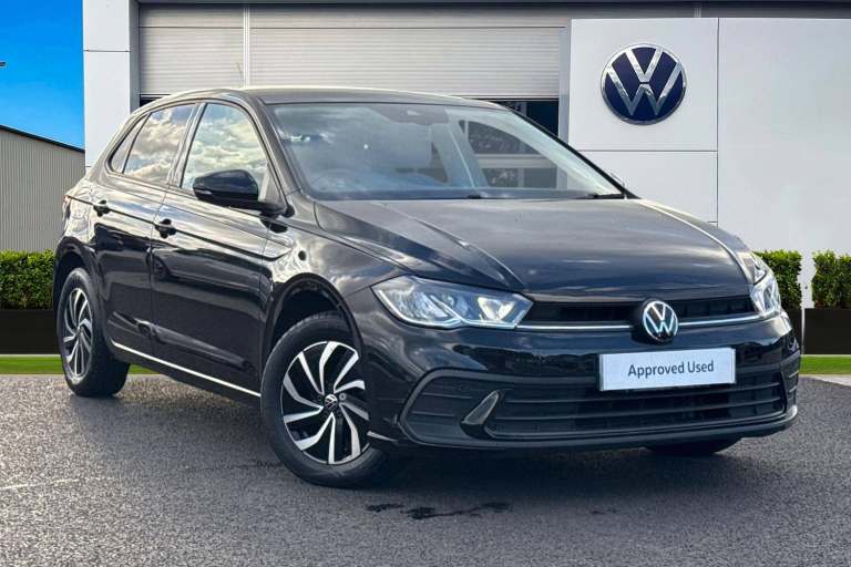 2024 Volkswagen Polo 1.0 TSI Life 5dr  **PANORAMIC SUNROOF** Hatchback Manual