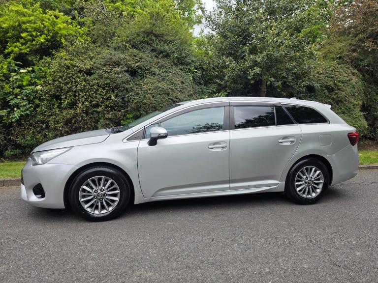 TOYOTA AVENSIS 1.8 V-Matic Business Edition Touring Estate AUTOMATIC - 5DR