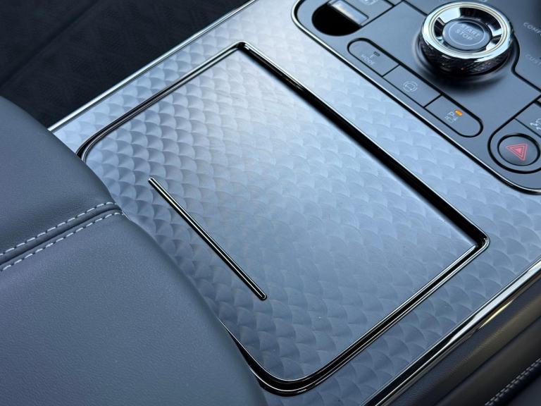 2025 Bentley Flying Spur 4.0 V8 Ultra-Performance 25.9kWh Speed Saloon 4dr Petrol Plug-in Hybrid ...