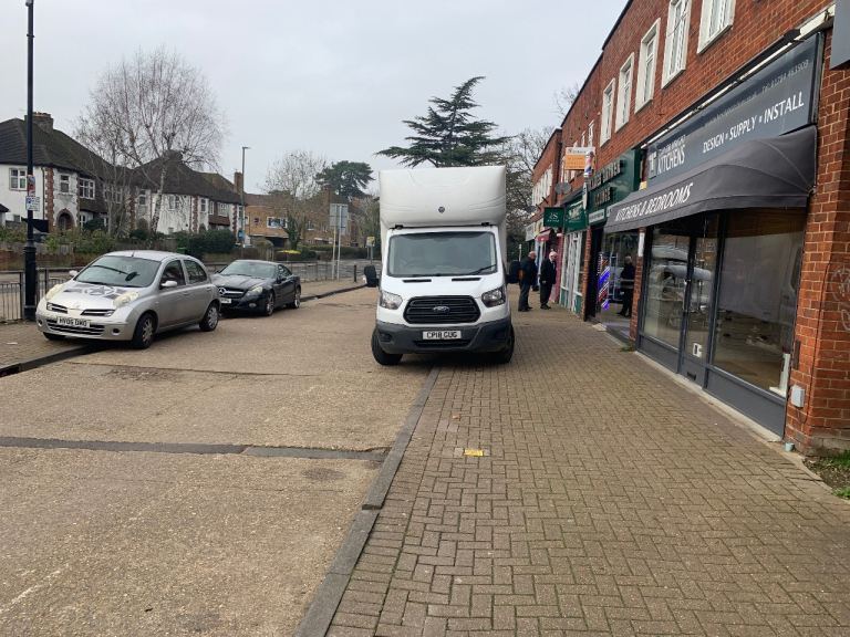Ford, TRANSIT LUTON 2018, Manual, 1996 (cc)