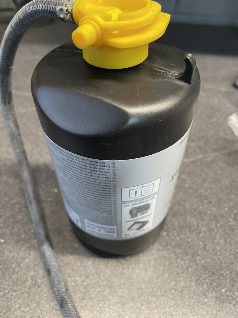  TYRE  repair fluid NEW