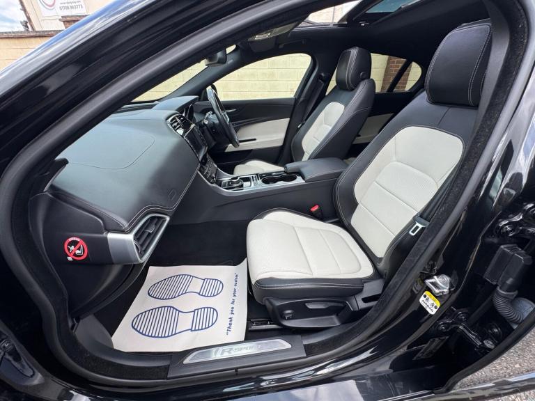 2017 Jaguar XE 2.0d R-Sport Auto Euro 6 (s/s) 4dr SALOON Diesel Automatic