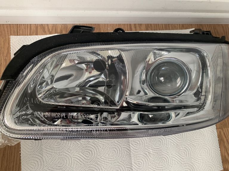 Vauxhall Omega headlight