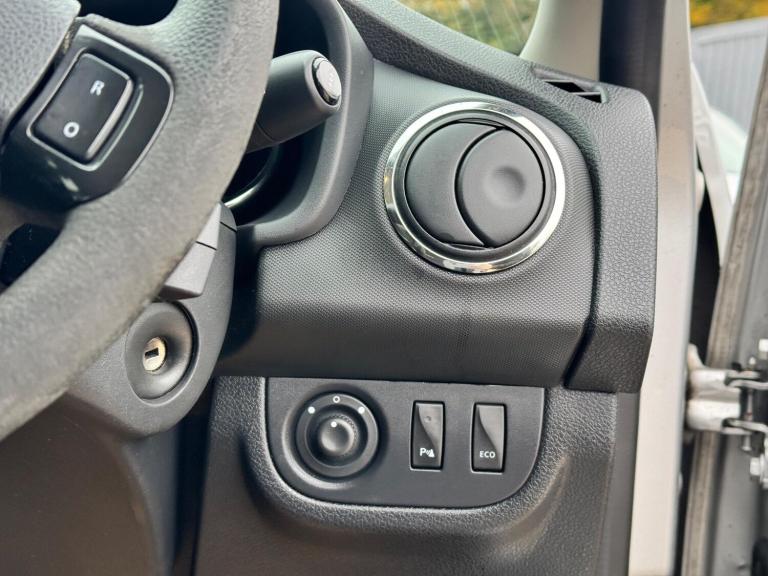 2016 Dacia Sandero Stepway 0.9 TCe Laureate Euro 6 (s/s) 5dr HATCHBACK Petrol Manual