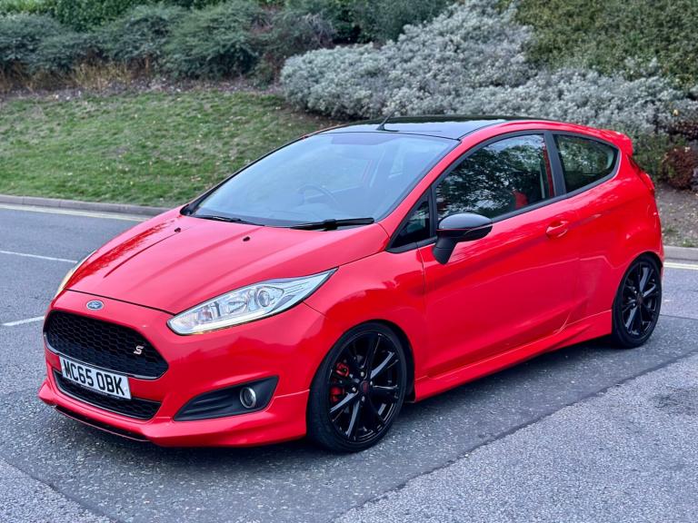2016 Ford Fiesta 1.0 EcoBoost 140 Zetec S Red 3dr HATCHBACK Petrol Manual
