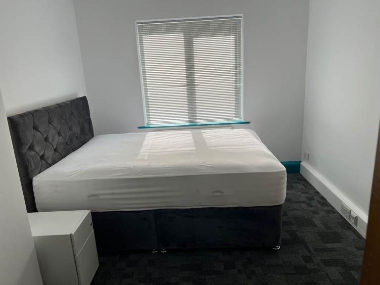 image for Room in House at Polhill, TN14 7AA