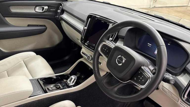 2025 Volvo XC40 Ultra B4 Mild hybrid Petrol Bright Automatic SUV Hybrid Automatic