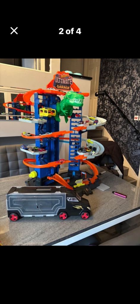 Hot wheels 