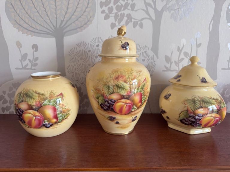 Aynsley Orchard Gold Ornaments 