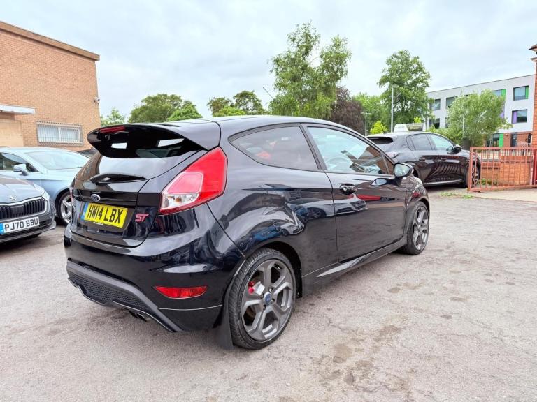 2014 Ford Fiesta 1.6T EcoBoost ST-2 Euro 5 3dr HATCHBACK Petrol Manual