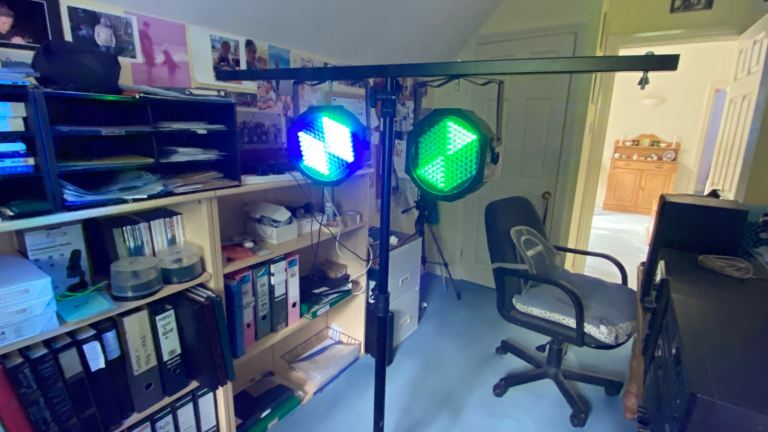 Gorilla Stands LED Stage Lighting Kit with Stand – Good Condition