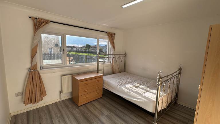 Furnished Double Room - Bills Inc - ML1 4SY (Motherwell, Holytown)