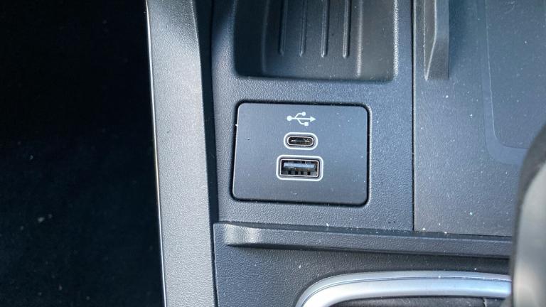 2025 Ford Puma 1.0 EcoBoost Hybrid mHEV ST 5dr DCT Petrol Hatchback Hatchback Petrol Automatic