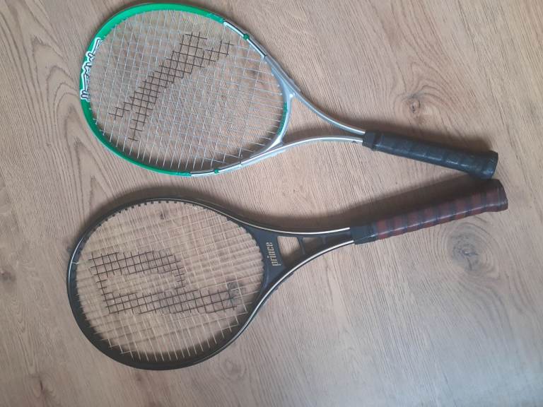 2 tennis racquets 