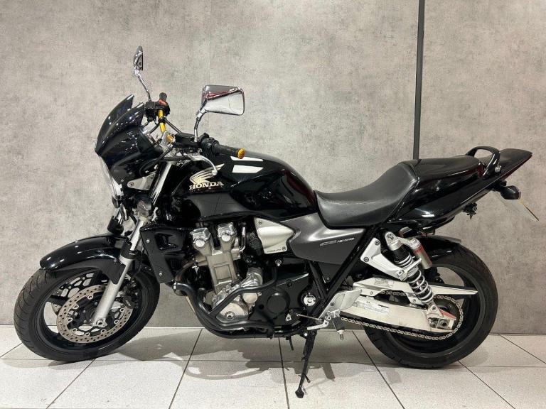 54/2005 Honda CB1300F - 23451 miles