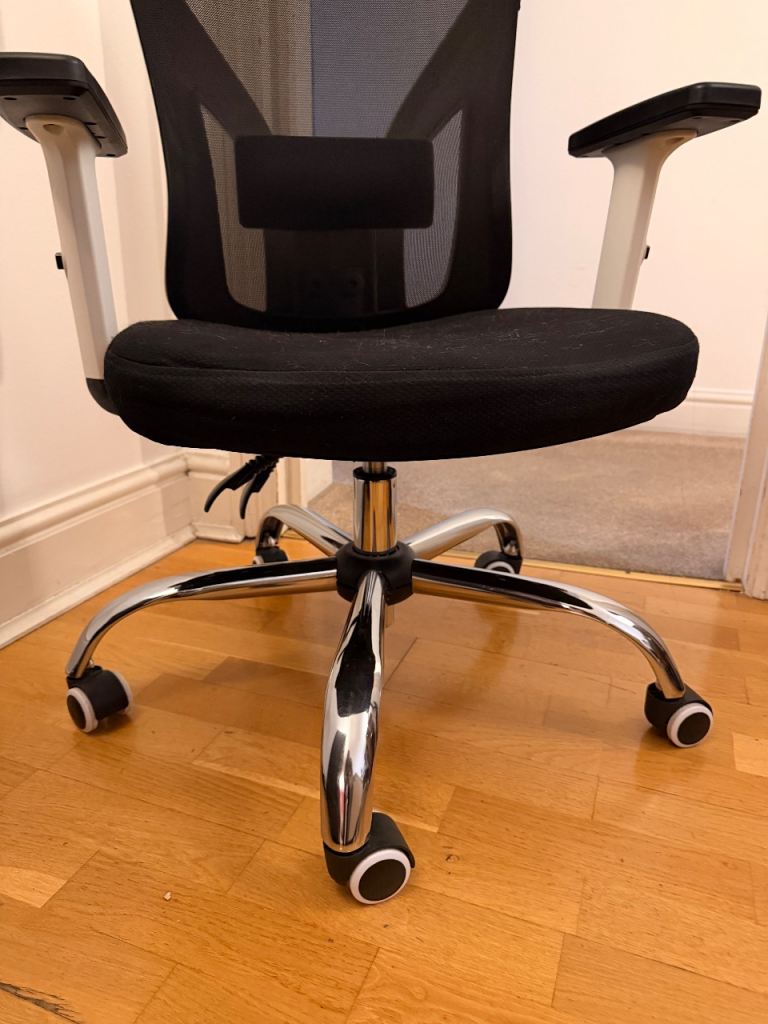 HBADA Black and White office chair