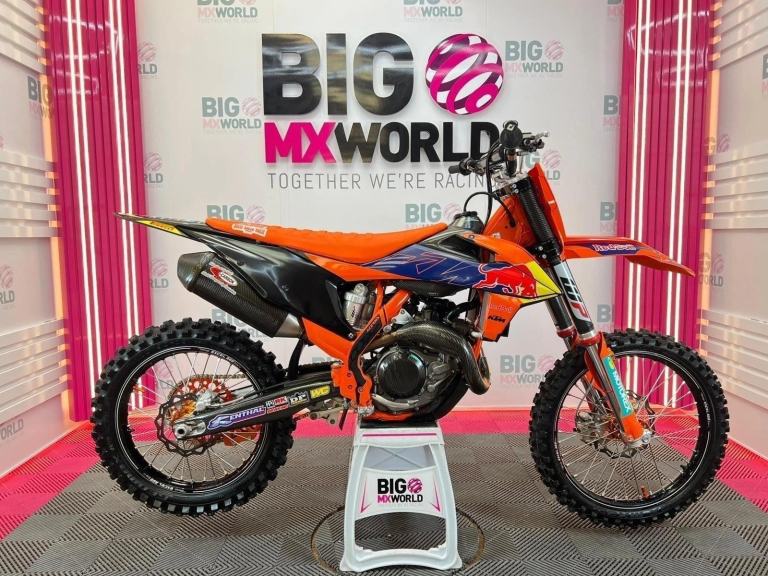 KTM SXF 450 2022 - HUGE SPEC - Great Maintenance - MINT