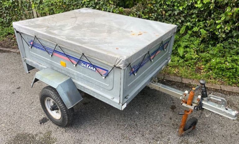 Indespension Daxara 127 Galvanised Trailer with fitted cover.