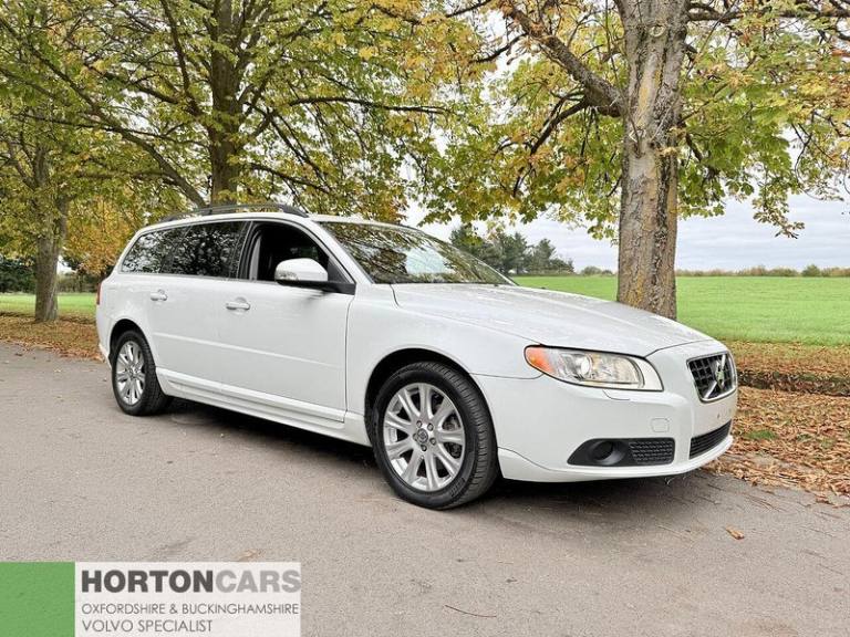 2025 Volvo V70 2.5T SE Estate 5dr Petrol Geartronic Euro 4 (200 ps) Estate Petrol Automatic
