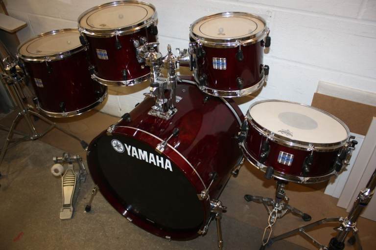 Yamaha Stage Custom Advantage Nouveau Cranberry Red Full Drum Kit 22in Bass + Hardware ~ £550 ono