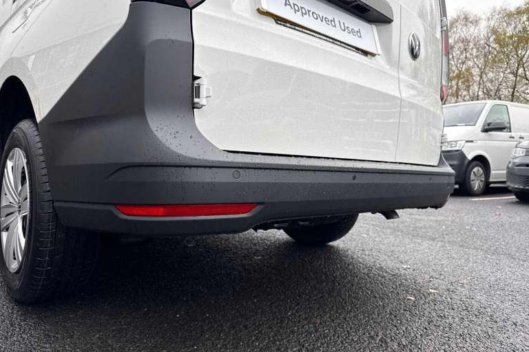 2025 Volkswagen Caddy Maxi C20 Caddy Cargo Commerce Maxi 102 PS 2.0 TDI 6sp Manual Van DIESEL Manual