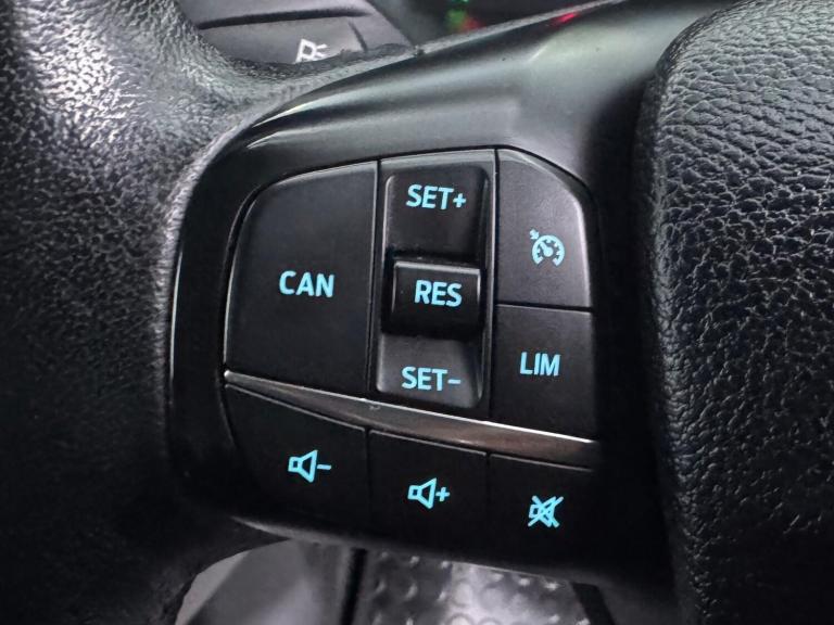 2019 Ford Transit Custom 2.0 EcoBlue 130ps Low Roof Limited Van Auto PANEL VAN DIESEL Automatic