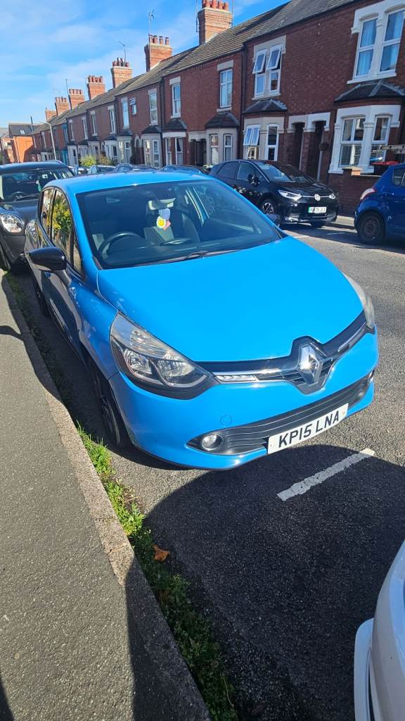 Renault, CLIO, Hatchback, 2015, Manual, 898 (cc), 5 doors