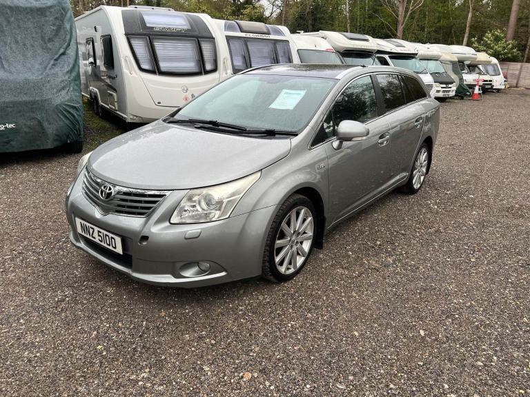 Toyota AVENSIS T SPIRIT D-CAT