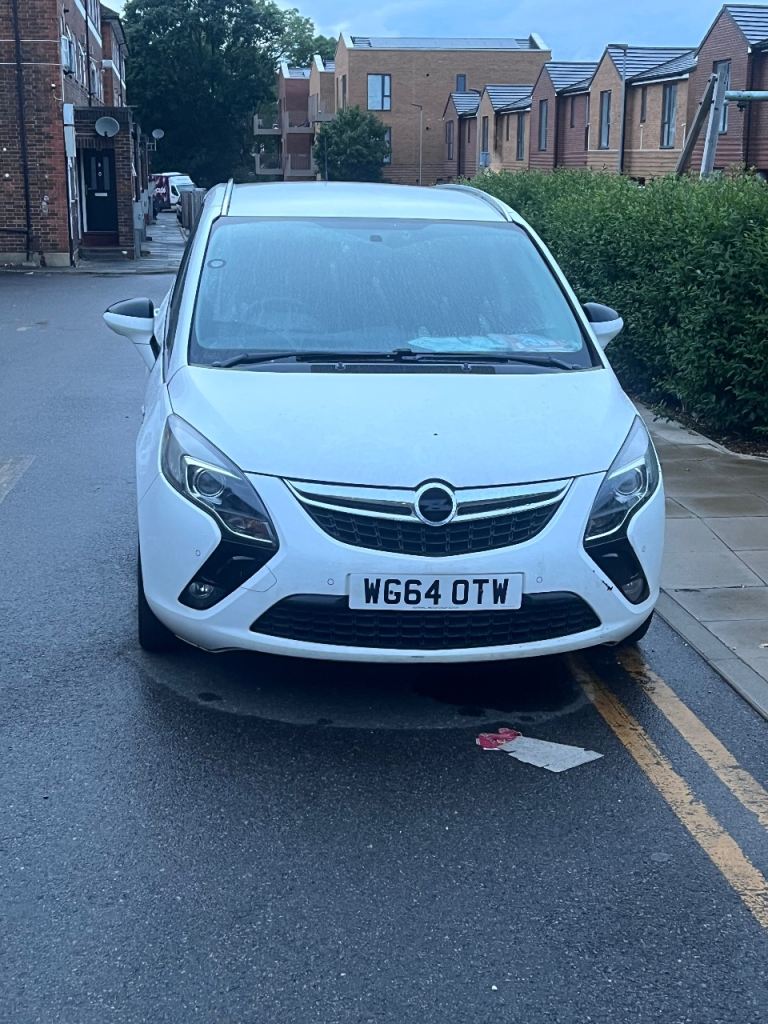 2014 Vauxhall Zafira Auto (Diesel) – Quick Sale Needed