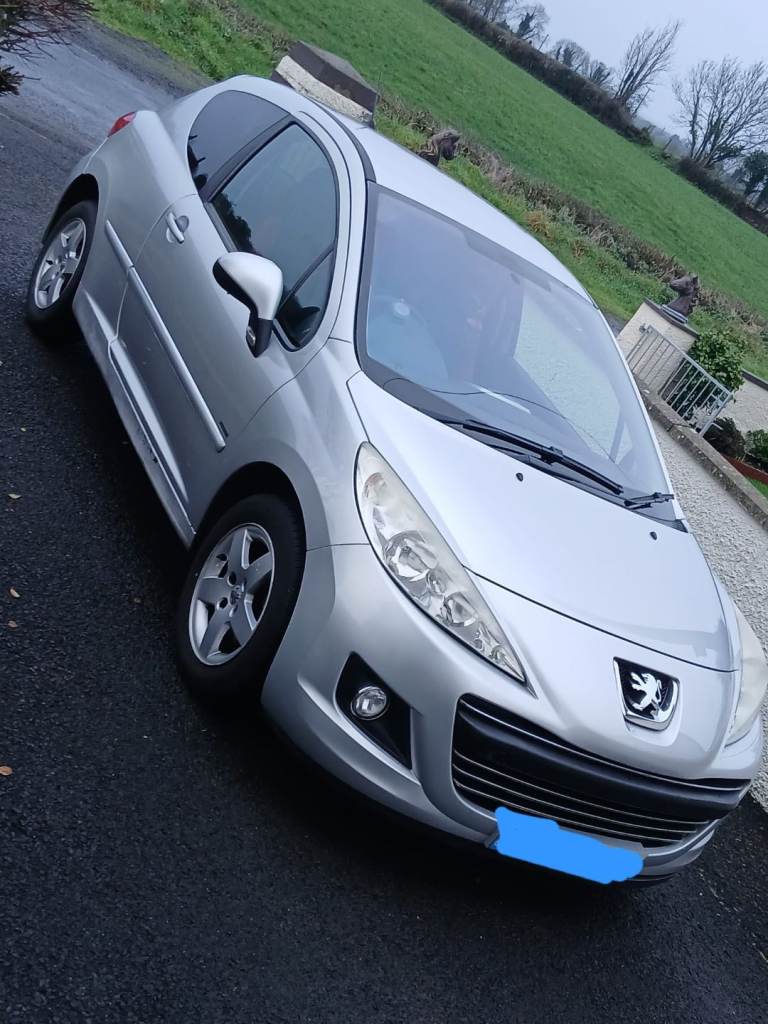 Peugeot, 207, Hatchback, 2012, Manual, 1398 (cc), 3 doors